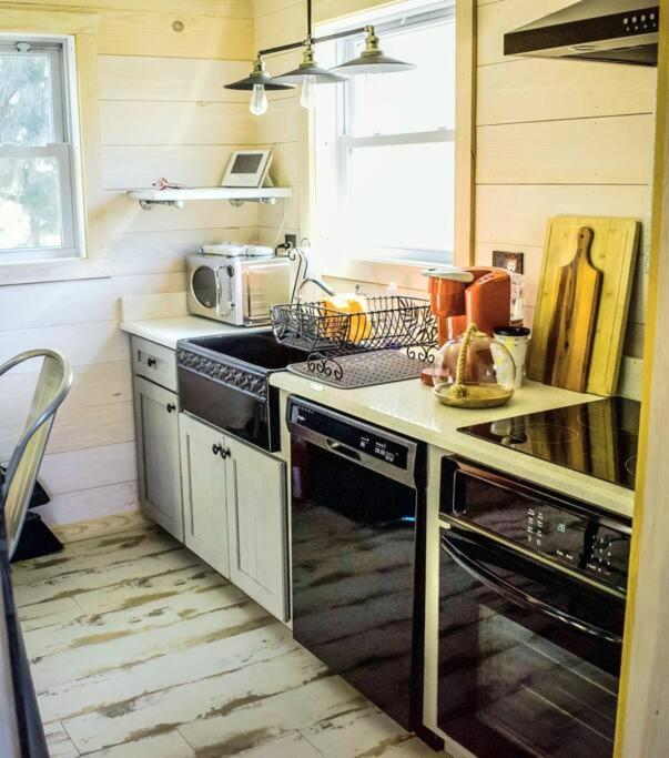 Secluded Tiny House By The Marsh With Hunting Island Beach Pass Frogmore Dış mekan fotoğraf