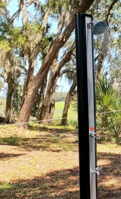 Secluded Tiny House By The Marsh With Hunting Island Beach Pass Frogmore Dış mekan fotoğraf